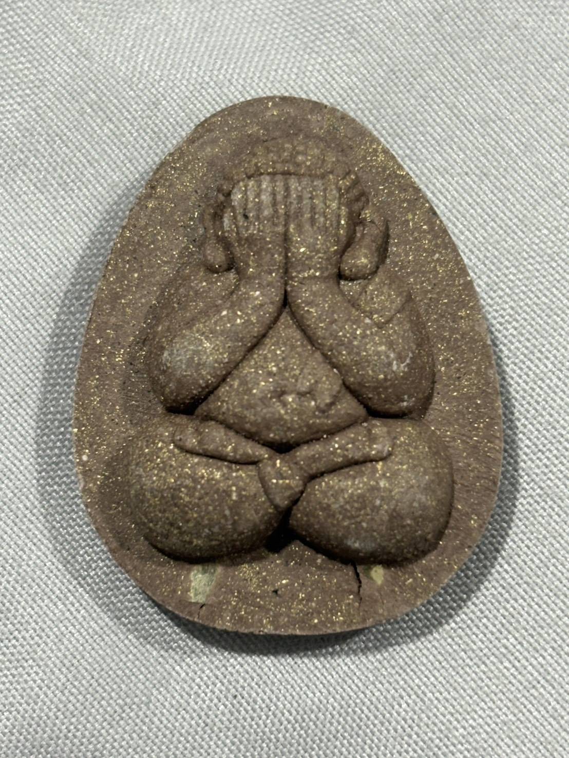 พระปิดตา เสาร์ 5 เนื้อชานหมาก ตะกรุดเงิน 2 ดอก รุ่นเพิ่มทรัพย์เพิ่มสุข หลวงปู่หงษ์ พรหมปัญโญ วัดเพชรบุรี ปี 53  ทันหลวงปู่ ไม่มีกล่อง