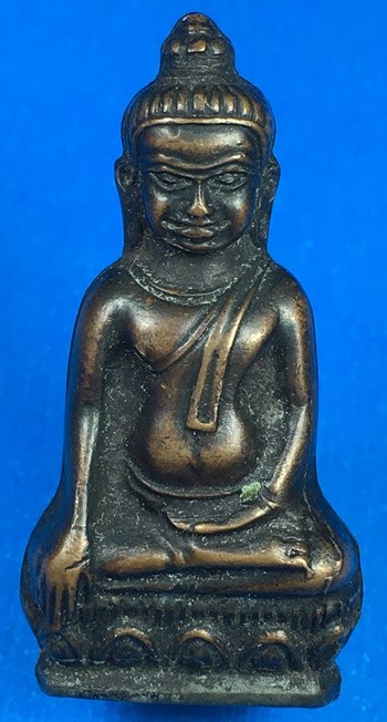 @@@เคาะแรก200บาท@@@พระหูยาน รุ่นปืนแตก วัดราชบพิธ ปี2513 หลัง ภปร. เนื้อทองแดงรมดำ จ.กรุงเทพ องค์ที่2