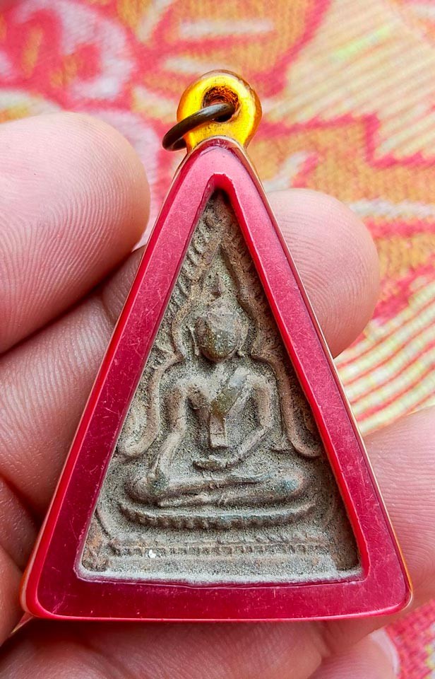 ++แดงแรก 180 บาท ครับ++..พระพุทธชินราช เนื้อดิน พิมพ์สามเหลี่ยม จาก กรุวัดป่าแฝก (หรือวัดทุ่งเนินพยอม) จังหวัดสุโขทัย