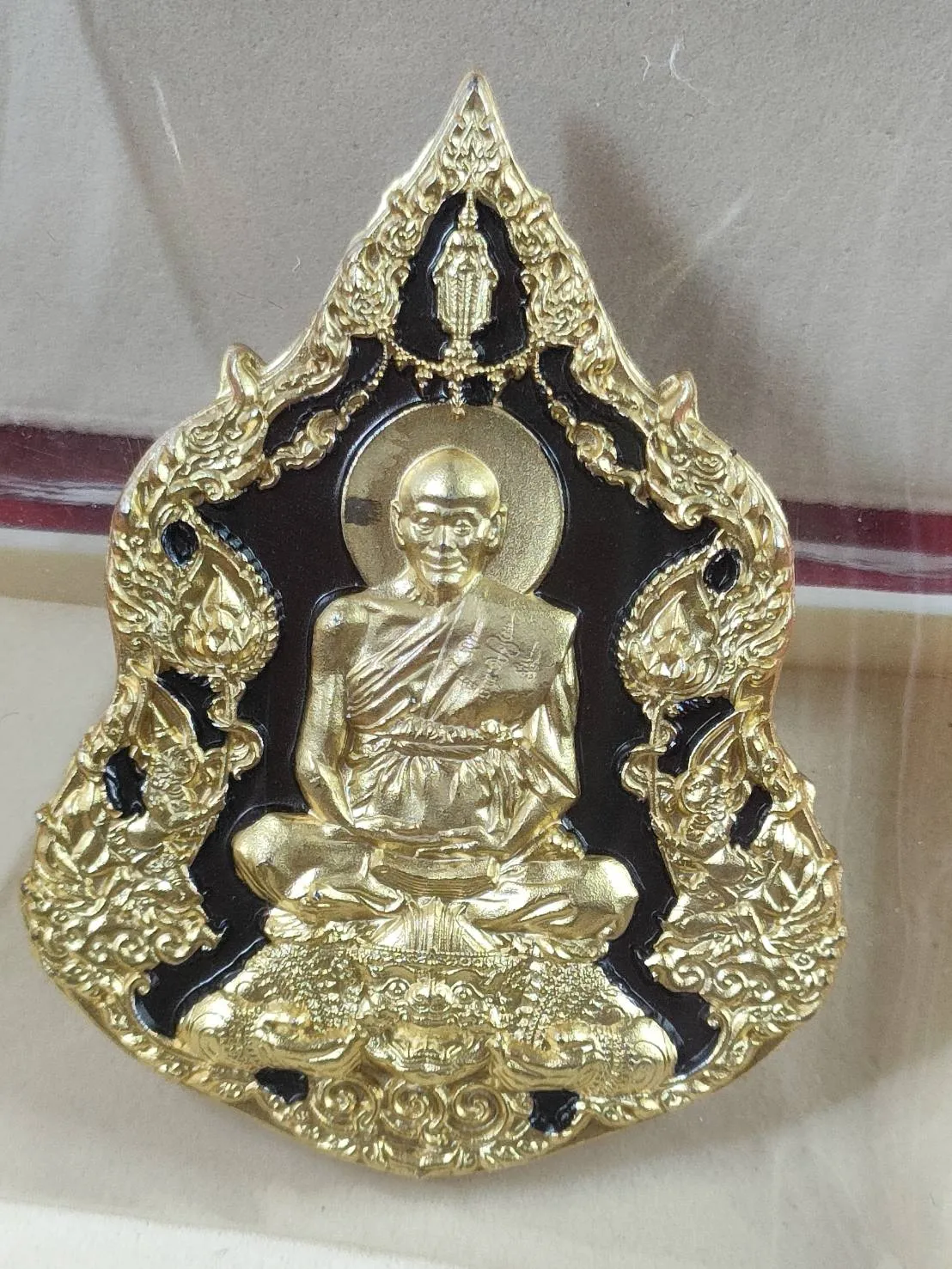 D1  เหรียญ 111 ปี ชาตกาล หลวงพ่อพูล วัดไผ่ล้อม จ.นครปฐม เนื้อแบล็คโรเดี่ยม เลข 83 ปี 2566 มีกล่อง