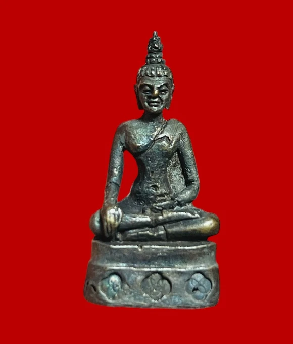 **เคาะแรก 20**พระกริ่งพุทธสิงห์ ๑  วัดแก่นเหนือ  เชียงราย ปี2539 พร้อมกล่องเดิม
