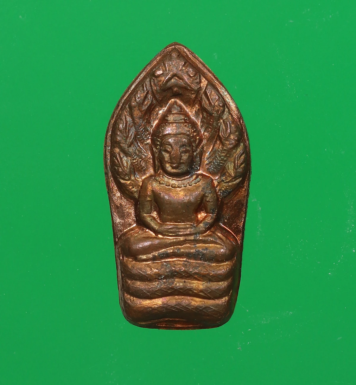 90.- พระปรกใบมะขาม หลังยันต์นะ ของ หลวงพ่อเกษม เขมโก พ.ศ. 2536