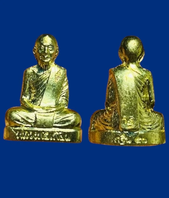 **เคาะแรก 100**รูปเหมือนปั๊มหลวงพ่อเพี้ยน วัดเกริ่นกฐิน รุ่นกฐินปี 2550 กะหลั่ยทอง ตอกโค๊ด วฐ.