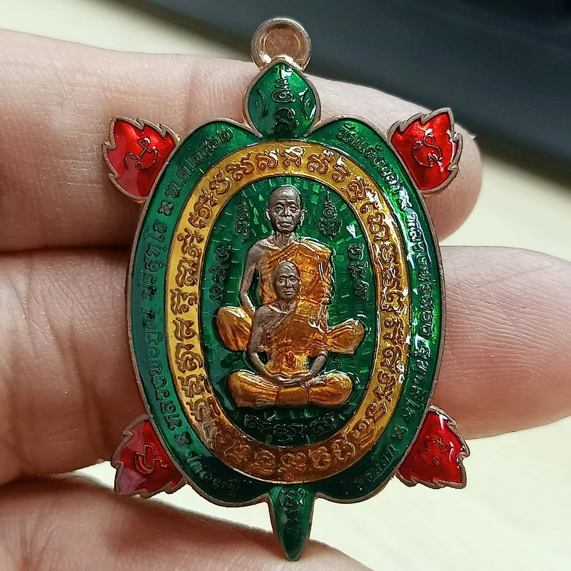 ✅2-2561(1-335) วัดใจ 100 เหรียญพญาเต่าเรือน ปลดหนี้พุฒซ้อน หลวงพ่อคูณ-หลวงพ่อทอง วัดบ้านไร่ จ.นครราชสีมา 2563 ทองแดง ลงยา หมายเลข 146 กล่องเดิม