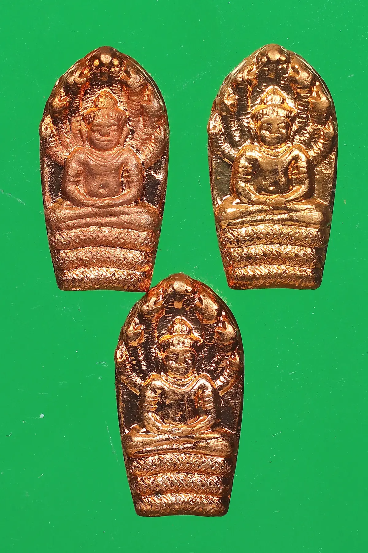 3องค์100.- ปรกใบมะขามหลวงพ่อคูณ ปี2536 วัดบ้านไร่ (ประกันแท้ เดิมๆ สวย)