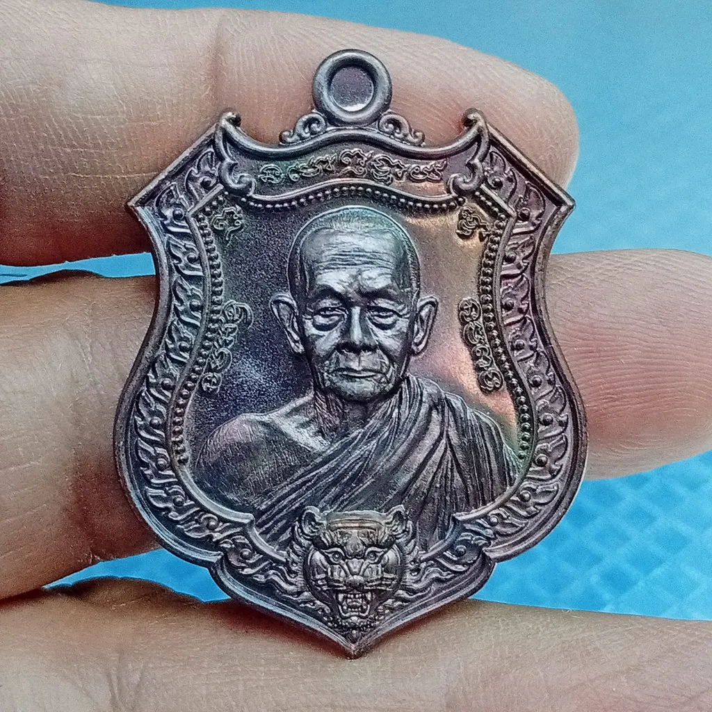 ✅1-2429 วัดใจ 100 ยุคต้น เหรียญพยัคฆ์กบินทร์บุรี หลวงปู่บุญมา สำนักสงฆ์เขาแก้วทอง ปราจีนบุรี 2564 กล่องเดิม