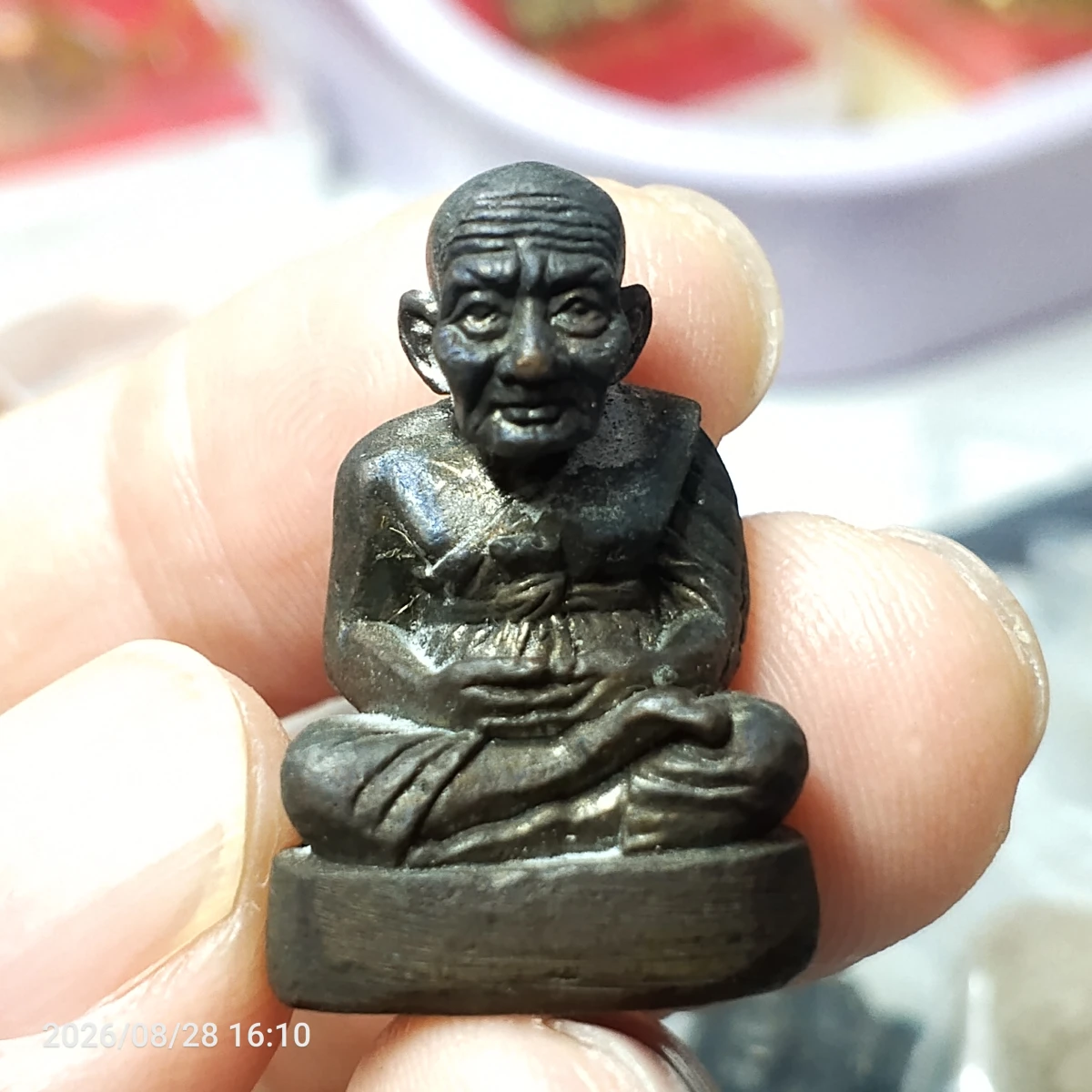 หลวงปู่ทวดวัดช้างให้ รุ่นมหาราช