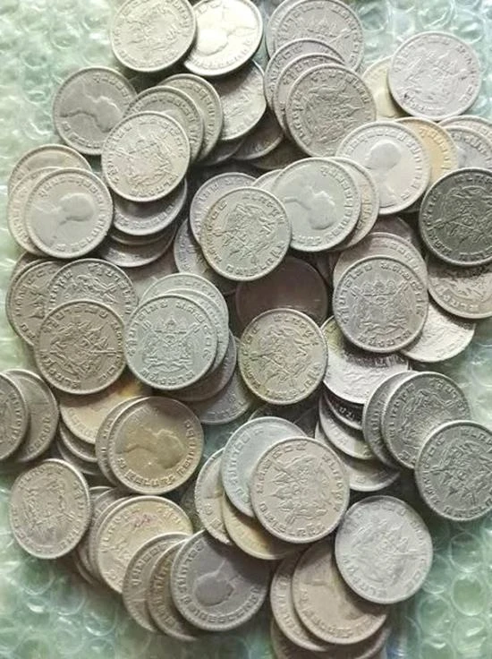 !!!! 100 เหรียญ !!!! 1 บาท 2505 ผ่านใช้