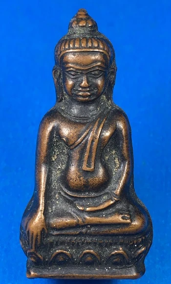 เริ่มแดงแรก 200-.พระหูยาน รุ่นปืนแตก วัดราชบพิธ ปี2513 หลัง ภปร. เนื้อทองแดงรมดำ จ.กรุงเทพ