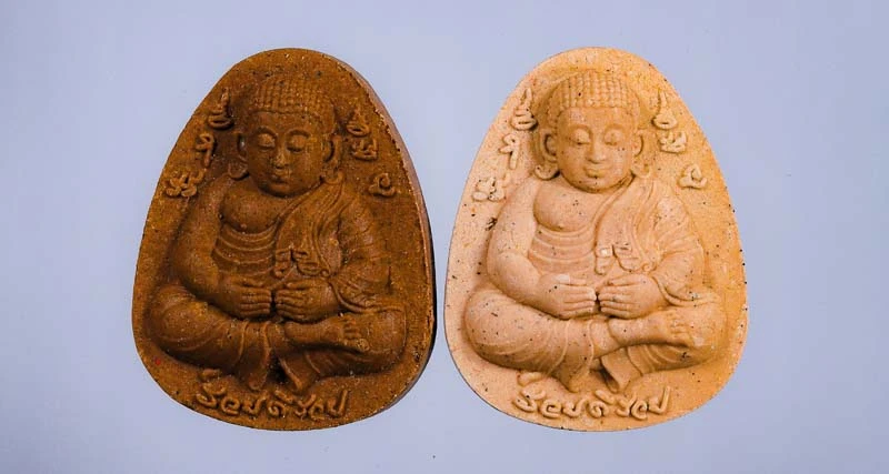 !!! 2 องค์ !!! พระสังกัจจายน์ รวยดีรวย เขียนยันต์และอธิษฐานจิต โดยหลวงปู่มหาศิลา ปี 67 	หลวงปู่มหาศิลา ท่านเมตตาเขีนยันต์และปลุกเสก พร้อมกล่องเดิม