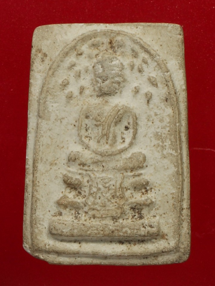 พระสมเด็จปรกโพธิ์หลวงพ่อกวย พิมพ์พระพุทธเจ้าในวิหาร หลังยันต์ อุ มะ อะ อุ  ปี2500 วัดโฆสิตาราม จ.ชัยนาท  แท้ดูง่ายครับ