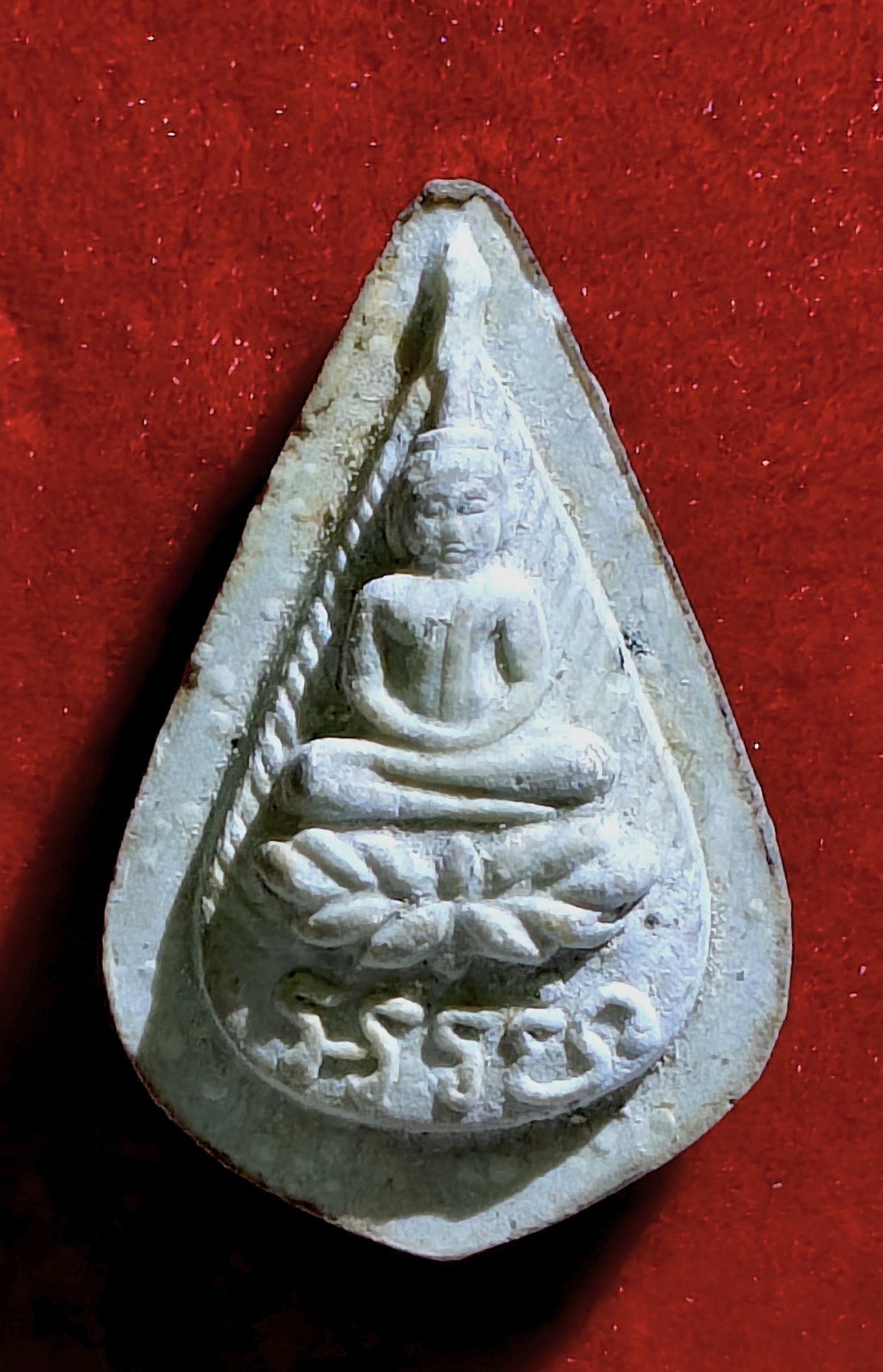 พระกลีบบัวอรหัง หลวงปู่ไข่ วัดเชิงเลน ปี 2515 เนื้อผงองค์สวยงาม ++พร้อมบัตรรับรองพระแท้++