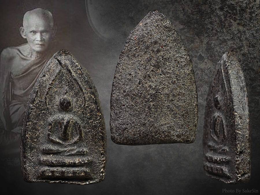 พระผงหลวงปู่บุญ วัดกลางบางแก้ว เนื้อผงยาจินดามณี
