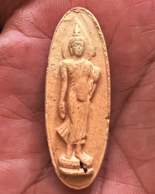 3.พระ 25 พุทธศตวรรษ เนื้อดินแร่ สีทูโทน