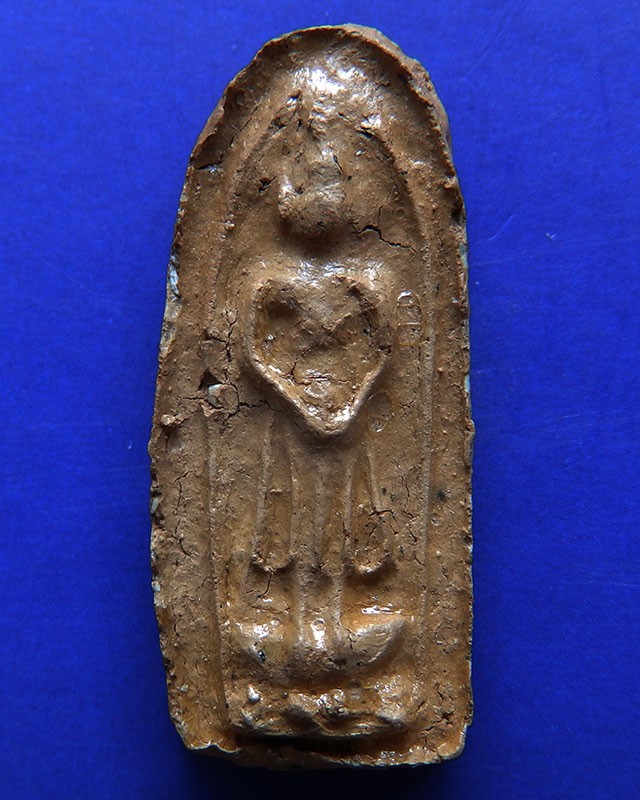 คัดสวย !! พระพิมพ์ประจำวันอาทิตย์ หลวงปู่ทิม วัดละหารไร่ ประธานปรกปลุกเสก ออกวัดไผ่ล้อม จ.ระยอง เนื้อดินมีเคลือบ