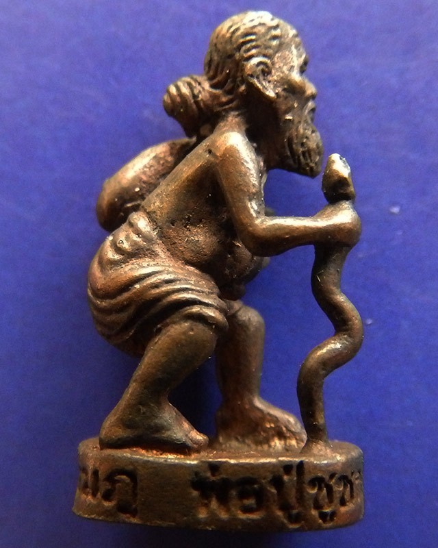 2.สร้างน้อย หายาก...พ่อปู่ชูชกเทพขอได้ รุ่นแรก หลวงปู่คำบุ วัดกุดชมภู กรรมการเนื้อนวะ ยิงโค้ด-เลข+กล่องเดิม