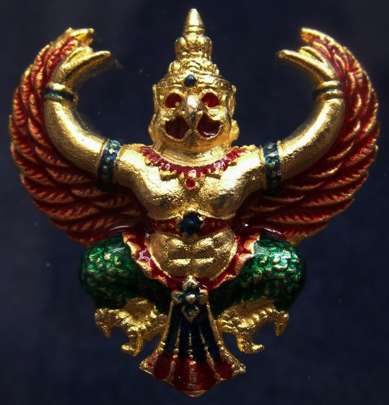 19.สวยดั่งทอง...พญาครุฑ พิธียกครุฑพ่าห์ ศาลจ.เบตง พ.ศ. 2555 เนื้อทองเหลืองกะไหล่ทองลงยา