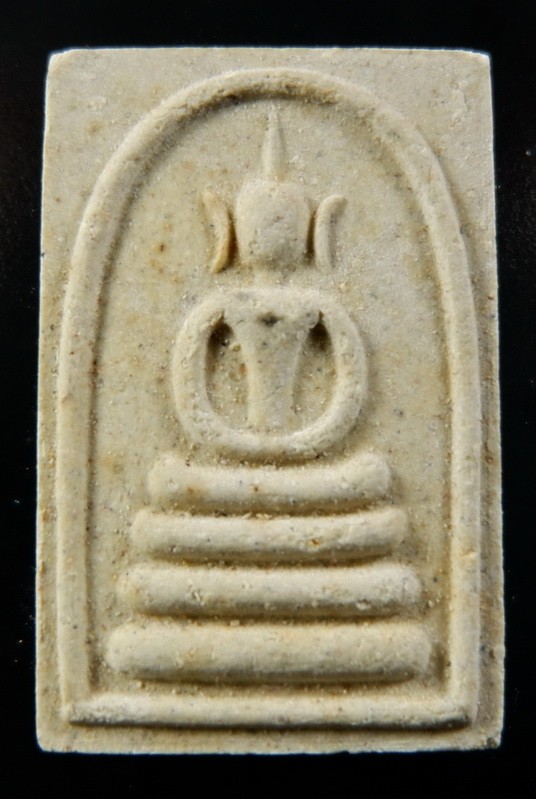 (120-) พระสมเด็จพิมพ์นิยมหลวงปู่ภู วัดอินทรวิหารบางขุนพรหม จ.กรุงเทพฯ ปี ๒๕๓๕ พิมพ์ฐานหมอน หลังปั๊มหมึกเดิมบางๆตามกาลเวลา สวยครับ