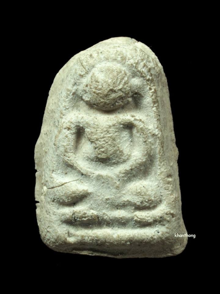 ʕ•́ᴥ•̀ʔっ..พระเนื้อผง..ไม่ทราบที่