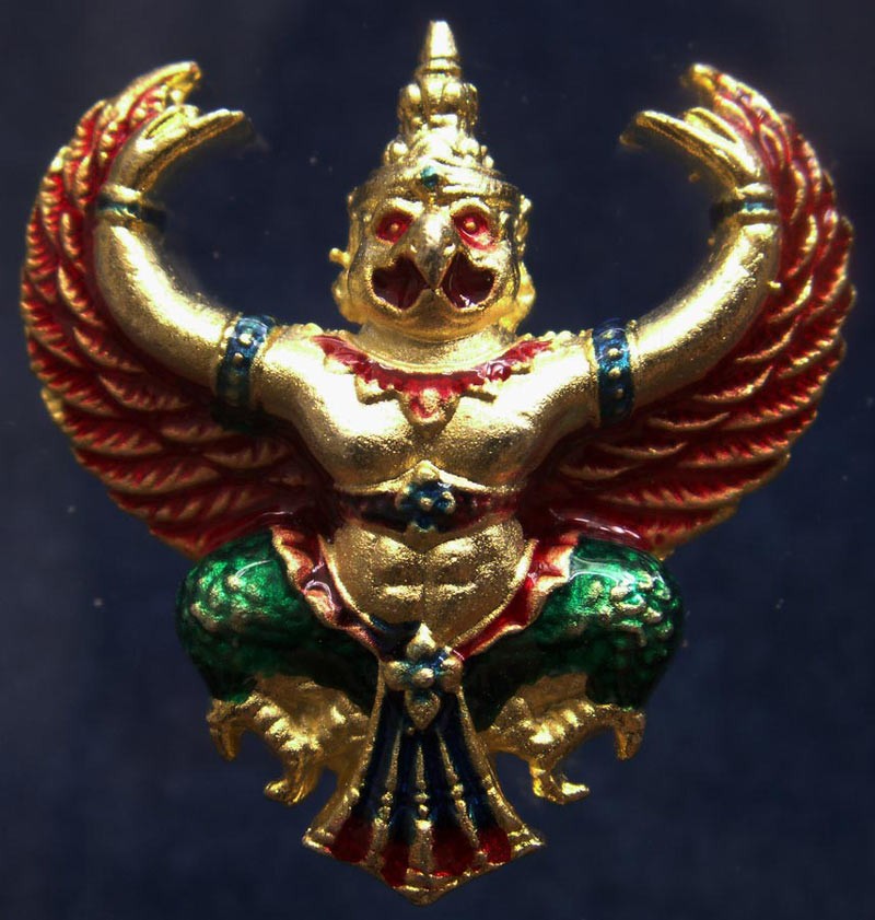 17.สวยดั่งทอง...พญาครุฑ พิธียกครุฑพ่าห์ ศาลจ.เบตง พ.ศ. 2555 เนื้อทองเหลืองกะไหล่ทองลงยา