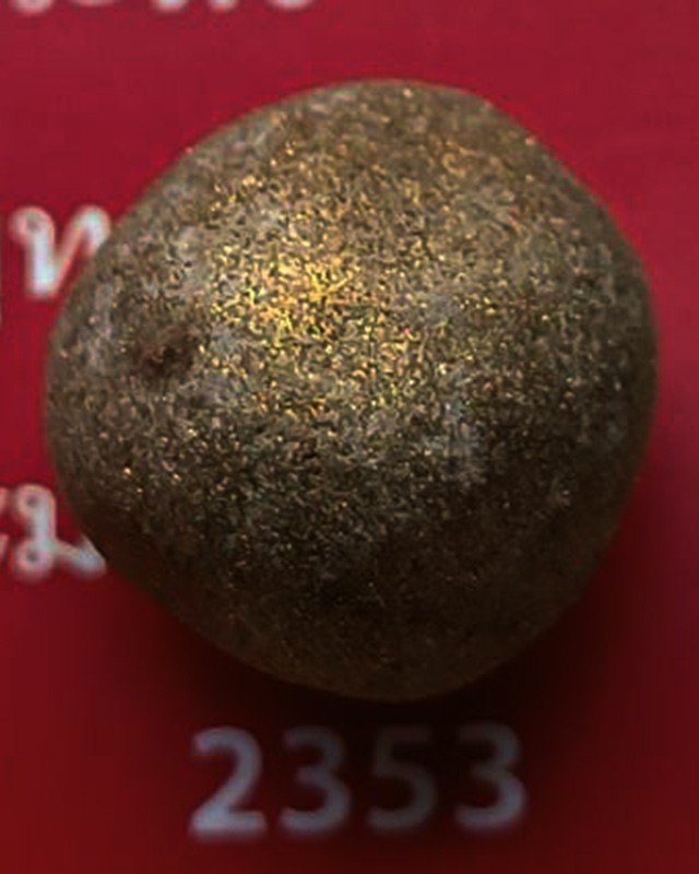 7.ลูกอมมหาปราบ ผงพรายกุมาร หลวงปู่ทิม วัดละหารไร่ พ.ศ. 2557 + ใบแนบ “กองบังคับการปราบปราม” จัดสร้าง