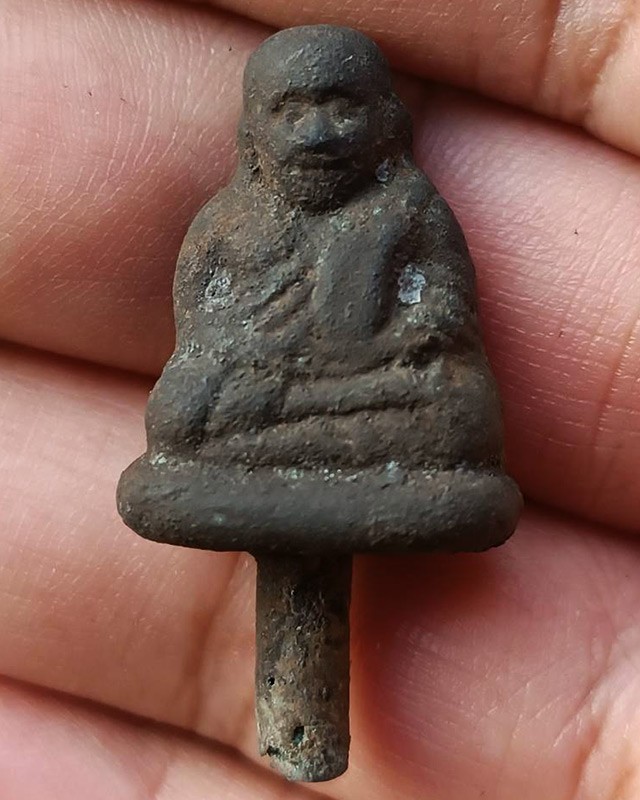 แท้ๆ จากวัด !! รูปหล่อหลวงพ่อเงิน รุ่นปืนแตก วัดคงคาราม (บางคลานใต้) ตัดจากช่อกรรมการ ปี 2528 (1)