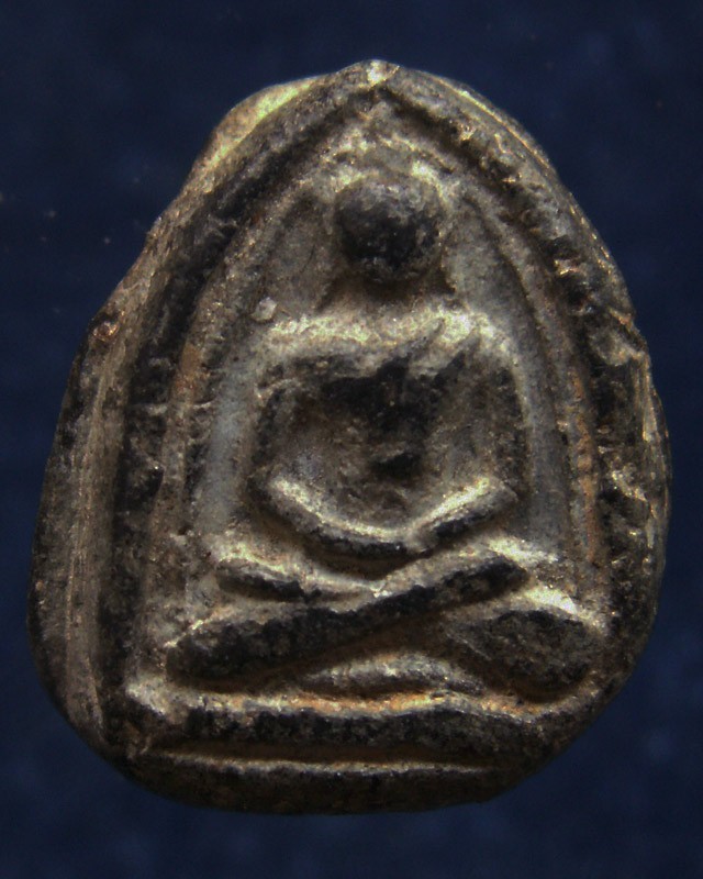 พระกรุวัดท้ายตลาด พิมพ์หยดแป้งสมาธิ กรุเก่า+ใบประกาศที่ 3