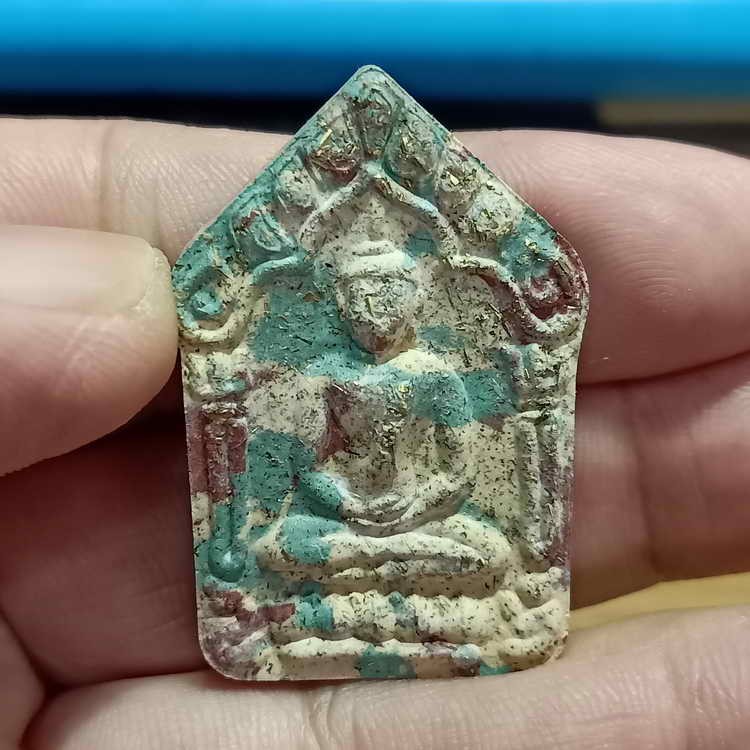 2-741 วัดใจ 150 ขุนแผนชินบัญชร ดวงเศรษฐี หลวงพ่อสิน วัดละหารใหญ่จ.ระยอง ปี 2560 ก้นครก ตะกรุดเงิน จัดสร้าง 999 องค์ กล่องเดิม G#2