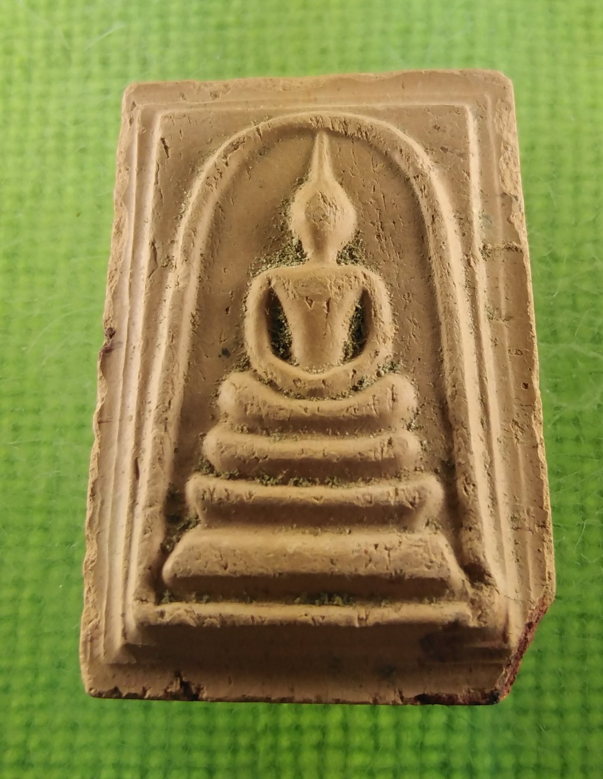 พระสมเด็จวัดเกศไชโย เนื้อดินผสมกระเบื้องหลังคาโบสถ์ พศ.2521 จ.อ่างทอง ลป.โต๊ะ,ลพ.คูณ,ลป.สุด ,ลพ.แช่ม ฯลฯปลุกเสก