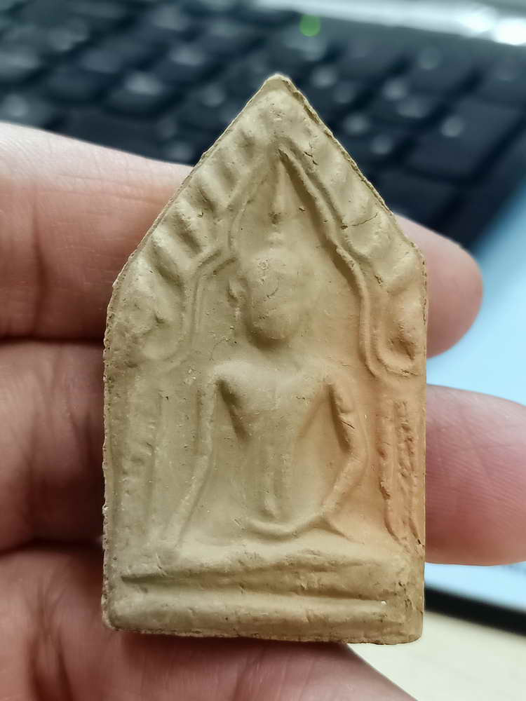 2-1869 วัดใจ 100 G#4 พระขุนแผน หลวงพ่อชำนาญ วัดบางกุฎีทอง จ.ปทุมธานี เนื้อดินเผา***สายวัดชินวรารามวรวิหาร