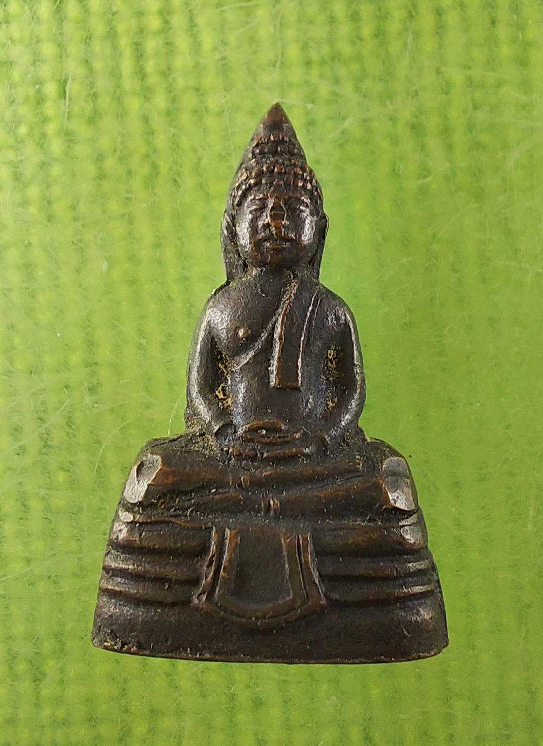 รูปหล่อโสธร 2508 ทองแดงรมดำ พร้อมบัตร