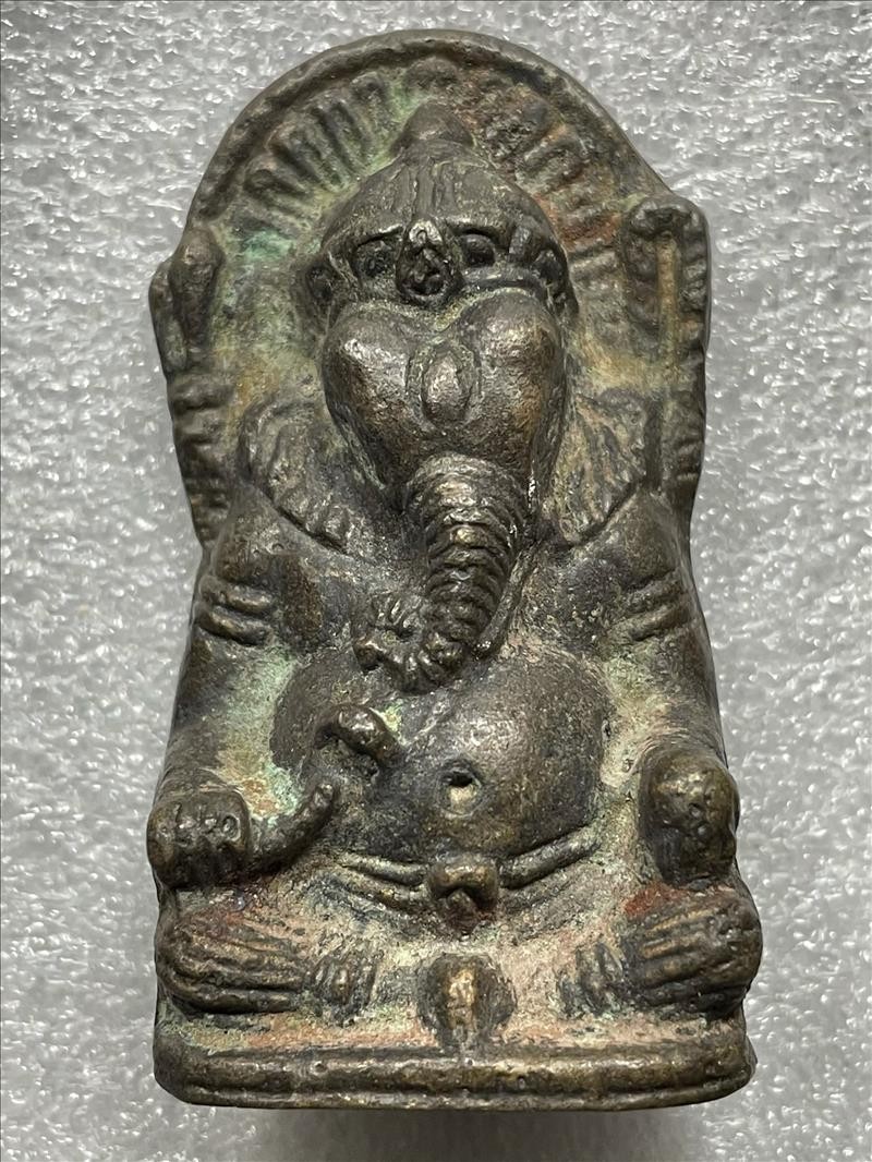 พระพิฆเนศหลวงพ่อกึ๋นวัดดอนยานนาวาพิมพ์ใหญ่