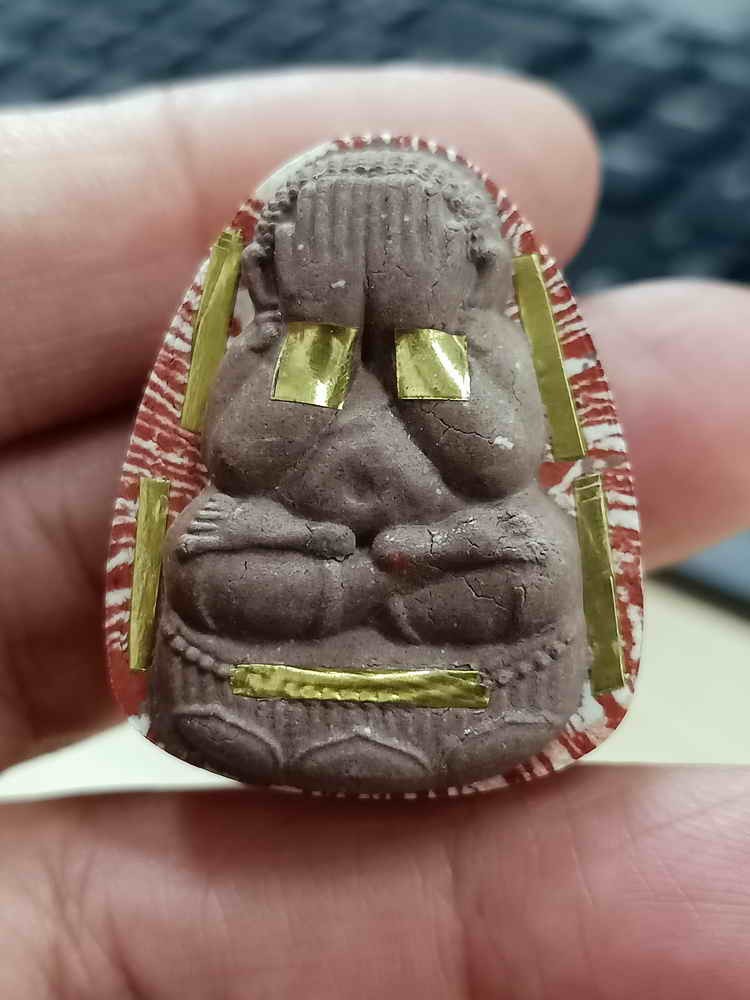 2-1927 วัดใจ 50 พระปิดตาจินดามณี รุ่นแรก หลวงปู่บุญมา สำนักสงฆ์เขาแก้วทอง จ.ปราจีนบุรี 2568 สวยอ็อปชั่นเต็ม หมายเลข 19 กล่องเดิม