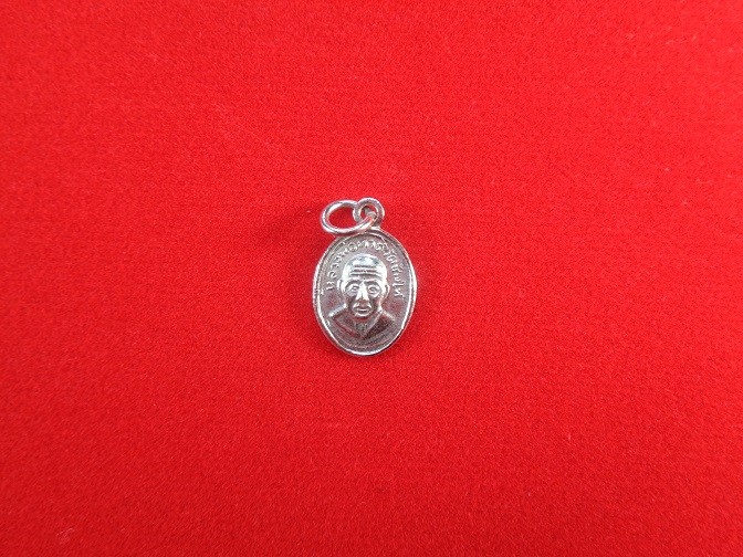 (120-) เหรียญเม็ดแตงหลวงปู่ทวด หลังพระอาจารย์นอง วัดทรายขาว ชุบนิเกิ้ล สวยครับ