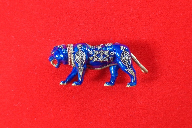 รูปหล่อเสือ หลวงพ่อพัฒน์ วัดห้วยด้วน จ.นครสวรรค์ รุ่นราชันพยัคฆ์อาคม มหาอำนาจ มหาบารมี สวยครับ