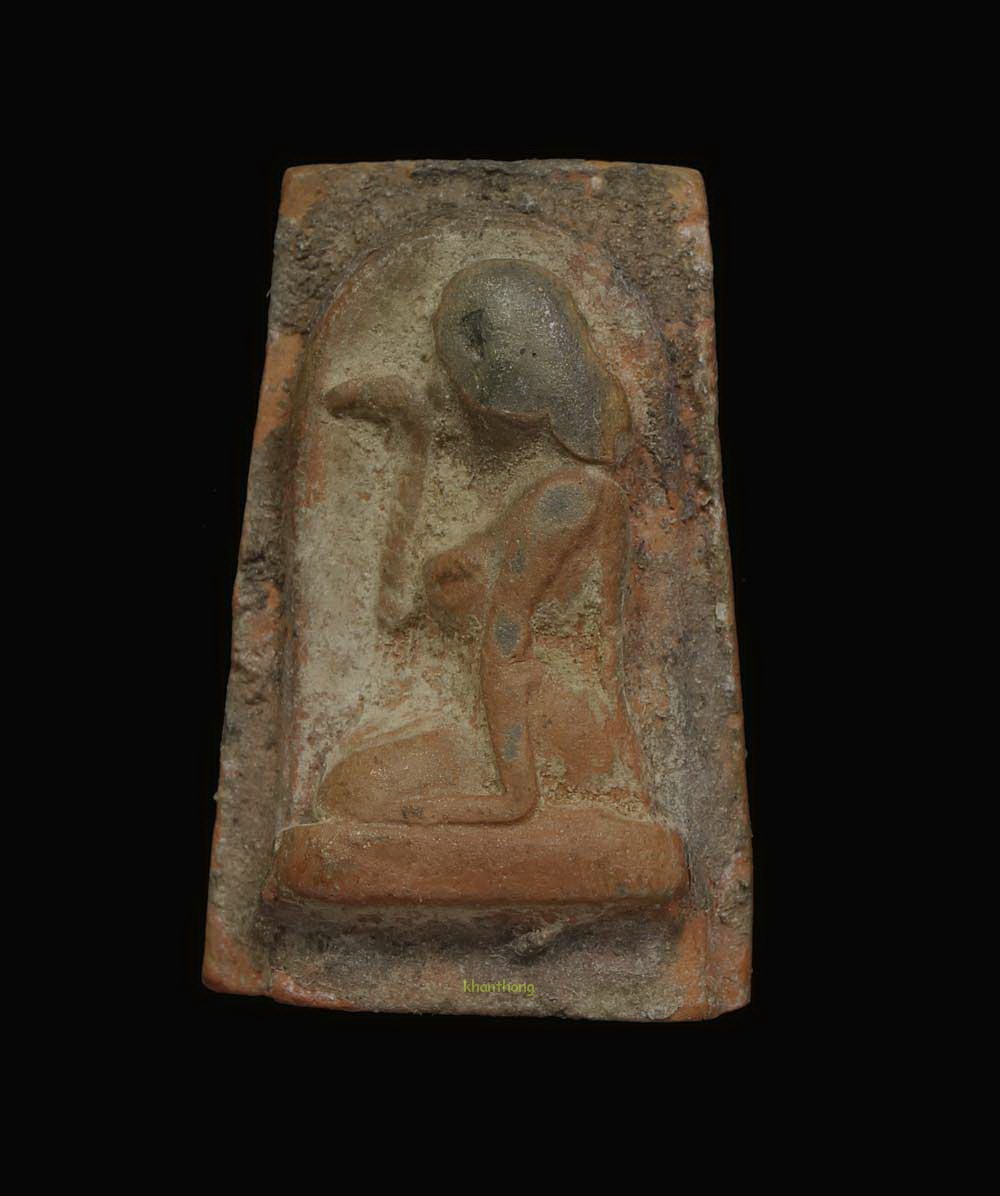 ʕ•́ᴥ•̀ʔっ. . นางกวัก แม่ชีบุญเรือน เนื้อดิน วัดอาวุธฯ กทม. ปี 2499 + บัตรตรวจสอบ dd-pra