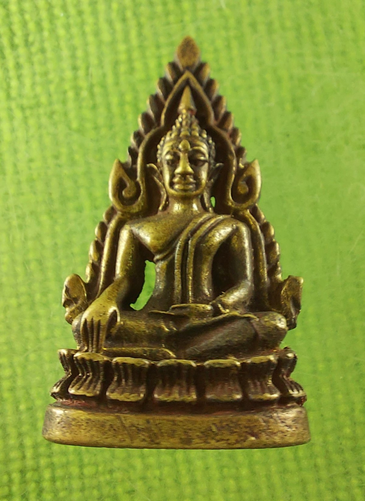 พระพุทธชินราช เหมาไม่ร้ที่