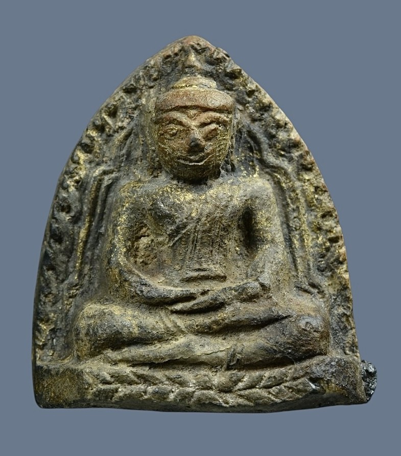 พระหลวงพอโต กรุวัดชีปะขาวหาย เนื้อดิน จ.พิษณุโลก