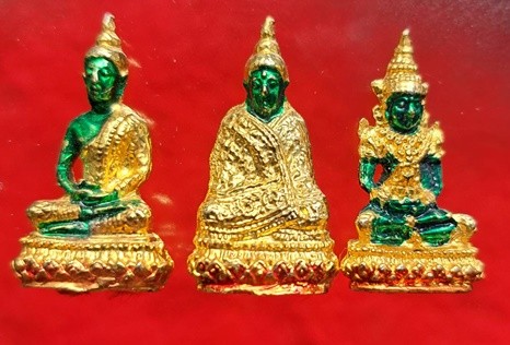 รูปหล่อจิ๋ว พระแก้วมรต 3 ฤดู