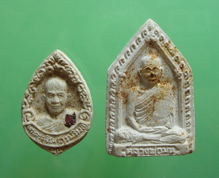 พระผงรูปเหมือน หลวงปู่ม่น วัดเนินตามาก จ.ชลบุรีครับ
