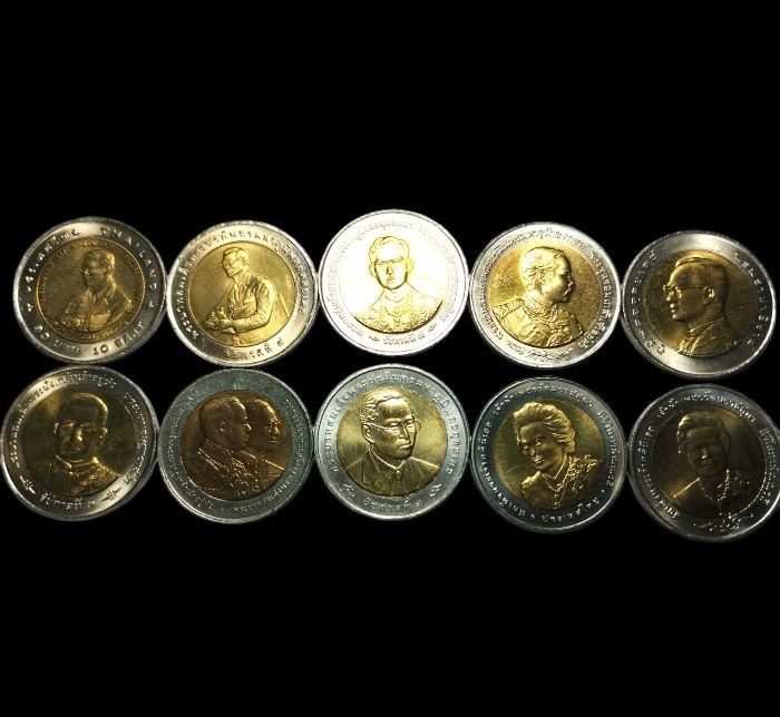 350.-เหรียญ10บาท รัชกาลที่9 จำนวน10เหรียญ สองสี 10วาระ