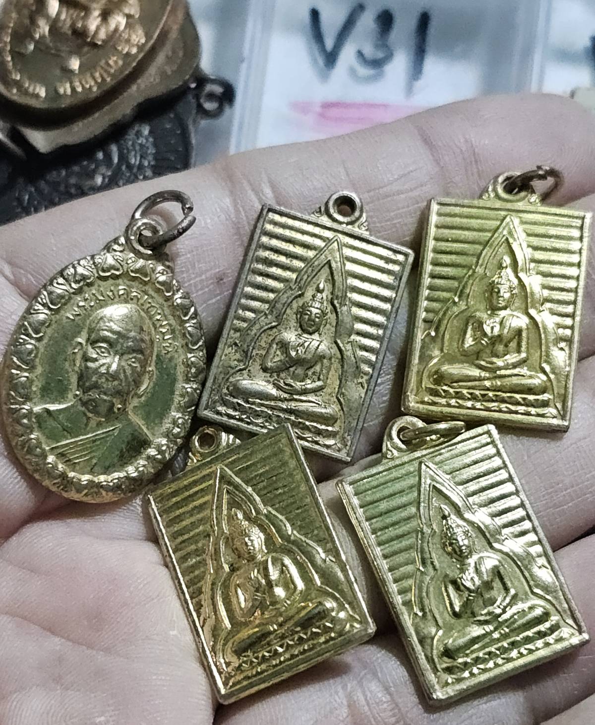 50 บาท เหรียญหลวงพ่อวัดปากน้ำ ปี 5 เหรียญ