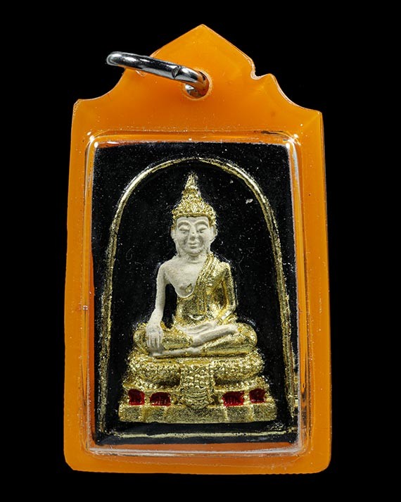 8500.- พระสมเด็จ หลวงพ่อวัดไร่ขิง ปี 2514 พิมพ์กลางลงรักปิดทององค์ที่2 จ.นครปฐม เลี่ยมเดิม