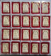 !!!! ยกลัง 100 องค์ !!!! สมเด็จ รวยล้นฟ้า เลื่อนยศ ปลดหนี้" เป็นชื่อรุ่นวัตถุมงคล พระสมเด็จหลังพ่อท่านคล้ายวาจาสิทธิ์ รุ่นรวยล้นฟ้าเลื่อนยศปลดหนี้ ๖๕ จาก วัดสวนขัน