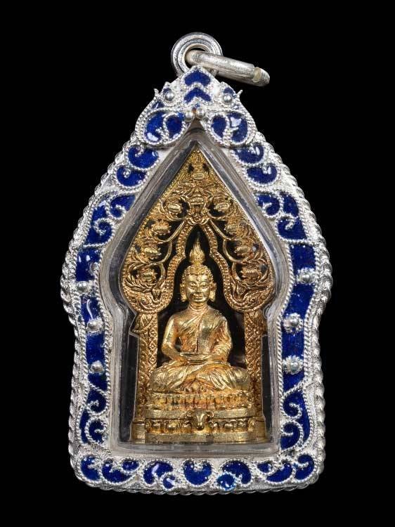 1800.-พระนิรันตราย วัดราชประดิษฐ์ กทม.เนื้อกะไหล่ทอง เลี่ยมเงินลงยาน้ำเงิน