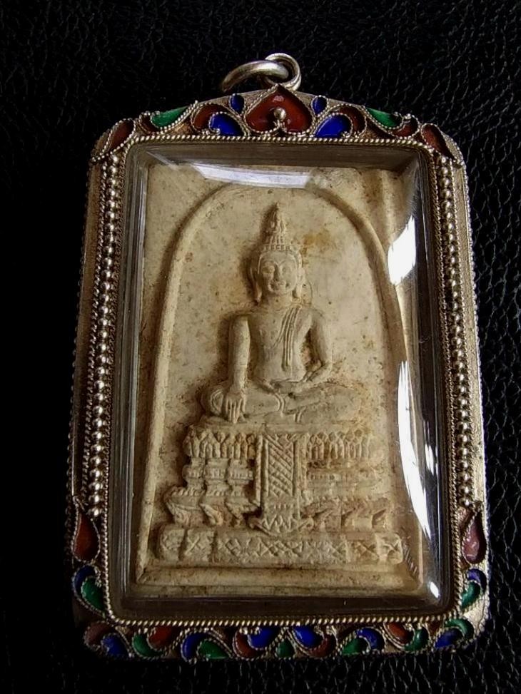 6500.-พระสมเด็จวัดไร่ขิง เนื้อผง ปี15 เลี่ยมเงินลงยาสุโขทัย+สร้อยเงินมือ 2 ลงยาสุโขทัยหนัก 4 บาทกว่า
