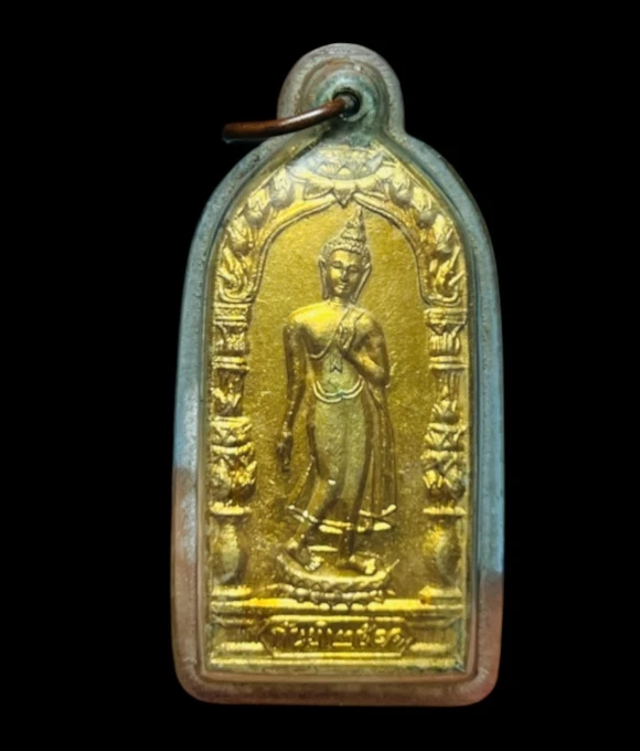 **เคาะแรก 100**เหรียญพระลีลาหลังพระสิวลี วัดโพธิสัตว์ นครสวรรค์ ปี2511 เลี่ยมเก่า