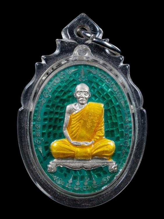 1500.-เหรียญหลวงปู่ผ่าน วัดป่าโพธิ์แก้ว จ.ปราจีนบุรี ปี2554 เนื้อเงินลงยา เลข34