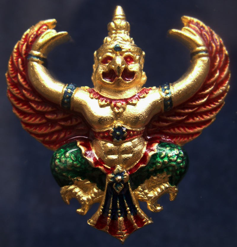 3.สวยดั่งทอง...พญาครุฑ พิธียกครุฑพ่าห์ ศาลจ.เบตง พ.ศ. 2555 เนื้อทองเหลืองกะไหล่ทองลงยา