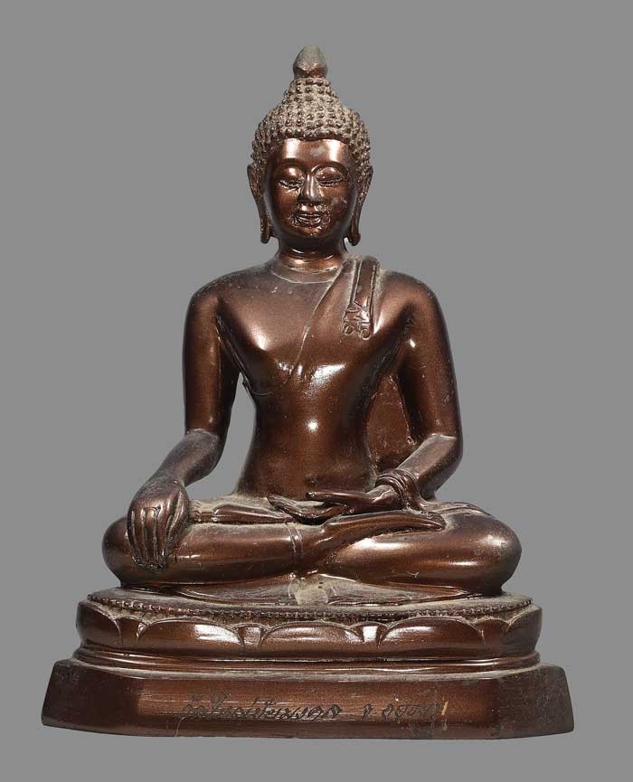 พระบูชาวัดใหญ่ชัยมงคล พิมพ์เชียงแสน (หน้าตัก4.5นิ้ว) เนื้อทองเหลืองรมมันปู จ.อยุธยา ((ปี 2529)) สวยเดิมๆ